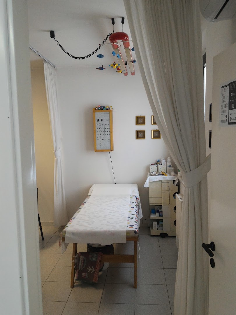 Studio De Angelis ,Pediatra, Massofisioterapia, Agopuntura cinese · Foto 4